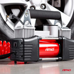 Autokompressor mit Batteriekabel