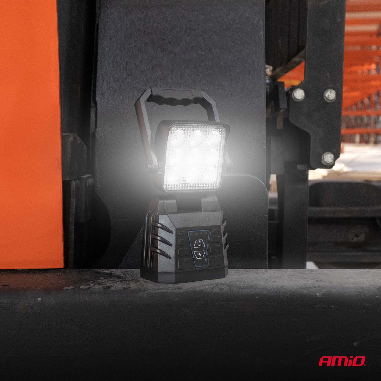 Batteridrevet LED-arbejdslampe med advarselsfunktion
