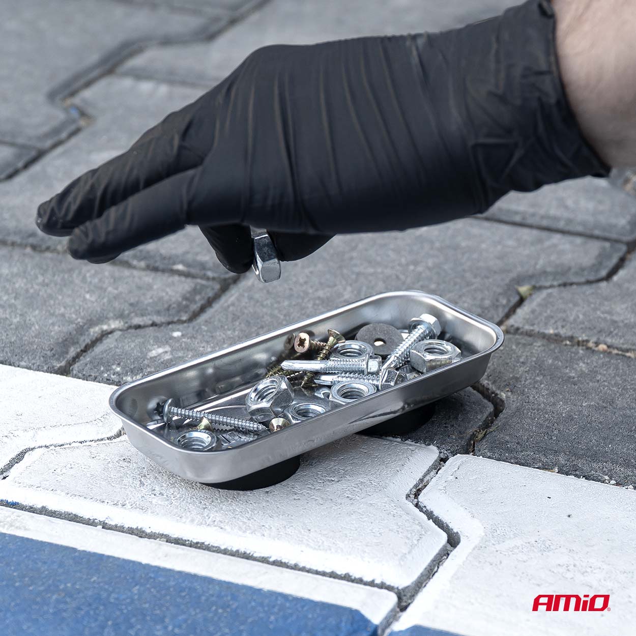 Magnetische Schale für Schrauben und kleine Metallteile