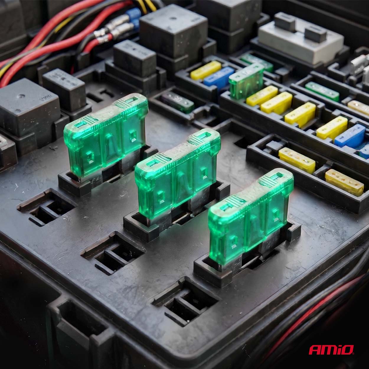 Set mit STANDARD-Kfz-Sicherungen 30A