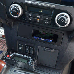 Mitsubishi Pajero 2017-2018 Kabelloses Handy-Ladegerät mit 10W Schnellladefunktion 