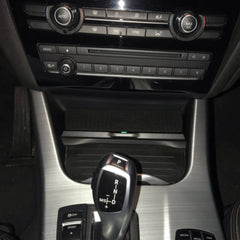 BMW X3 / X4 2014-2017 Trådløs Mobiloplader med 10W hurtigopladning
