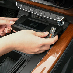 Audi A4/A5 2016-2024 Trådløs Mobiloplader med 15W Hurtig Opladning