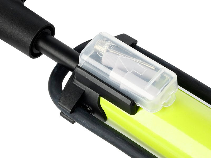 CARMOTION Handpumpe mit analogem Druckmesser
