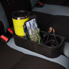 Schwarzer Getränkehalter und Organizer fürs Auto mit Platz für Becher und Flaschen