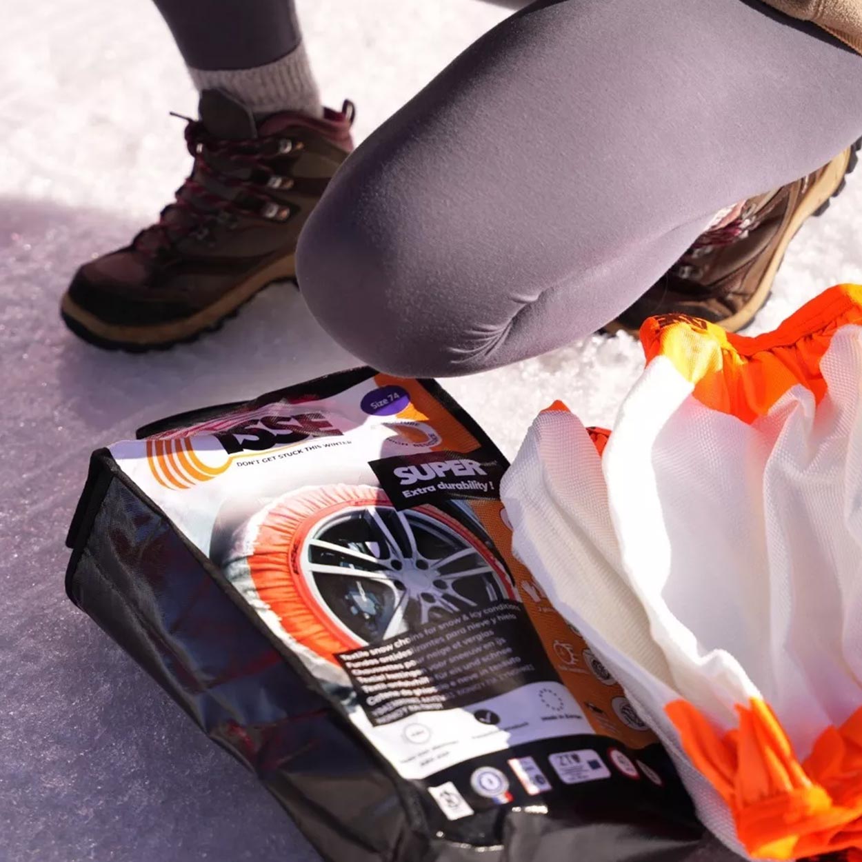 Isse Super Textil-Schneeketten Größe 54 im Einsatz