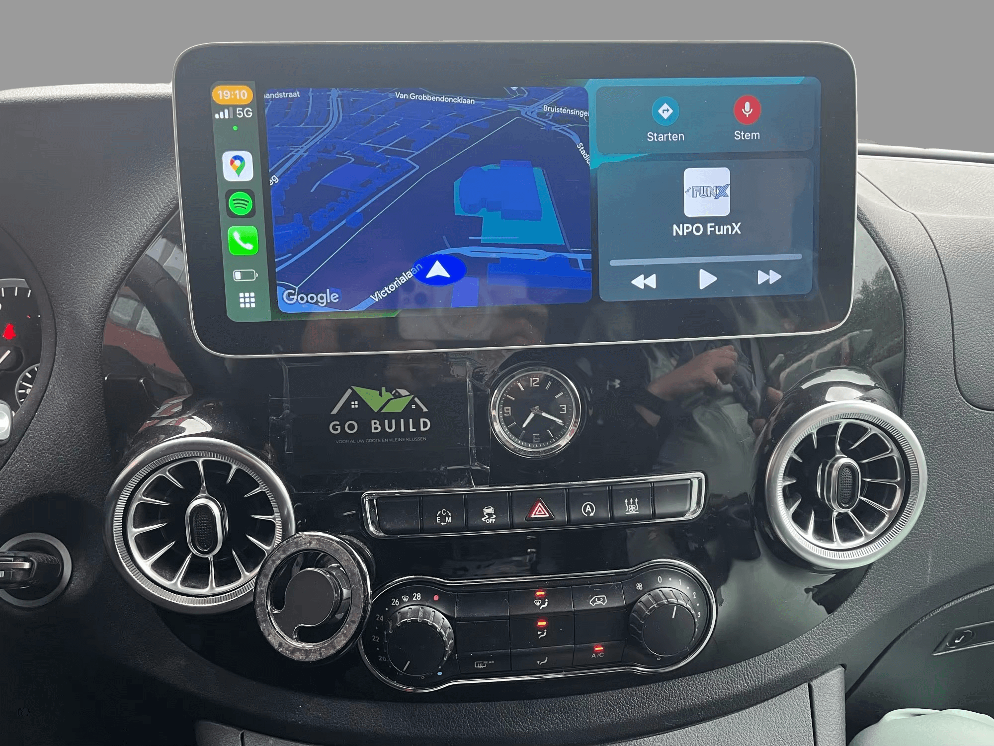 Mercedes Vito 14-21 - 12,3" Radio mit Apple CarPlay und Android Auto – Carmediaeurope.com