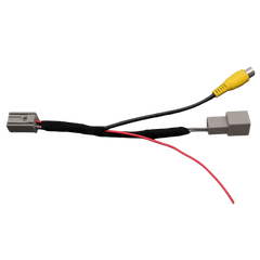 Adapterkabel Suzuki/Mistubishi/Isuzu – Original-Rückfahrkamera an nachgerüstetem Radio – Carmediaeurope.com
