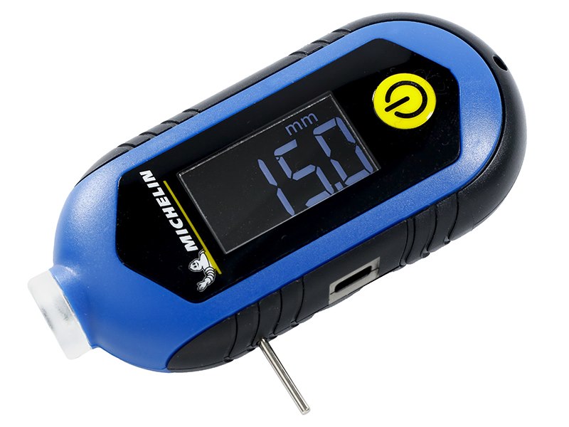 Digitaler Reifendruckmesser mit LCD-Display und integrierter LED-Leuchte